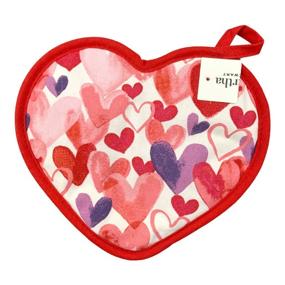 Martha Stewart Other - NWT Martha Stuart Heart Shaped w/ Heart Print Oven Mitt Potholder